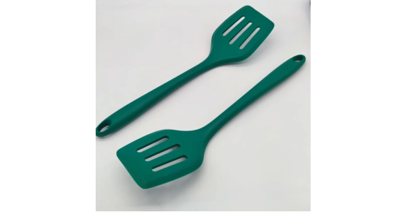 Why You Need a Silicone Cooking Spatula from XHF in Your Kitchen